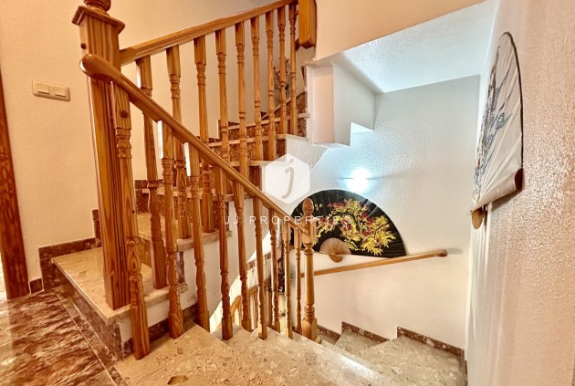 Resale - Chalet -
La Zenia - Costa Blanca