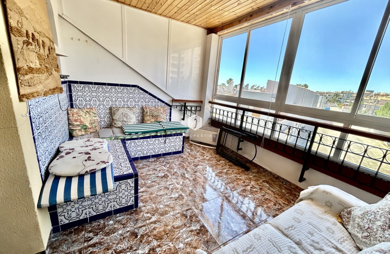 Resale - Chalet -
La Zenia - Costa Blanca