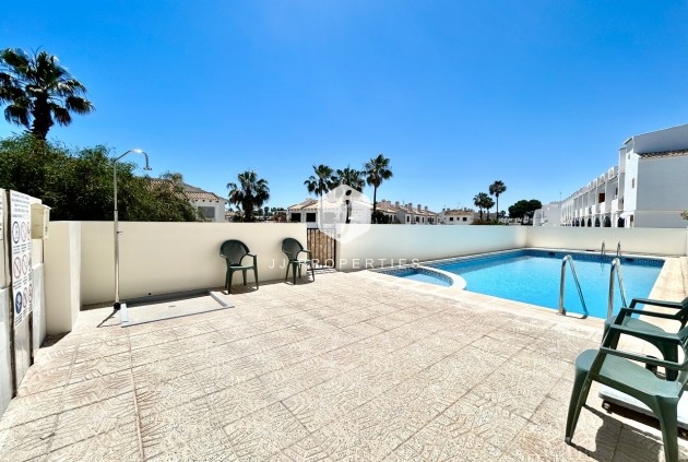 Resale - Chalet -
La Zenia - Costa Blanca