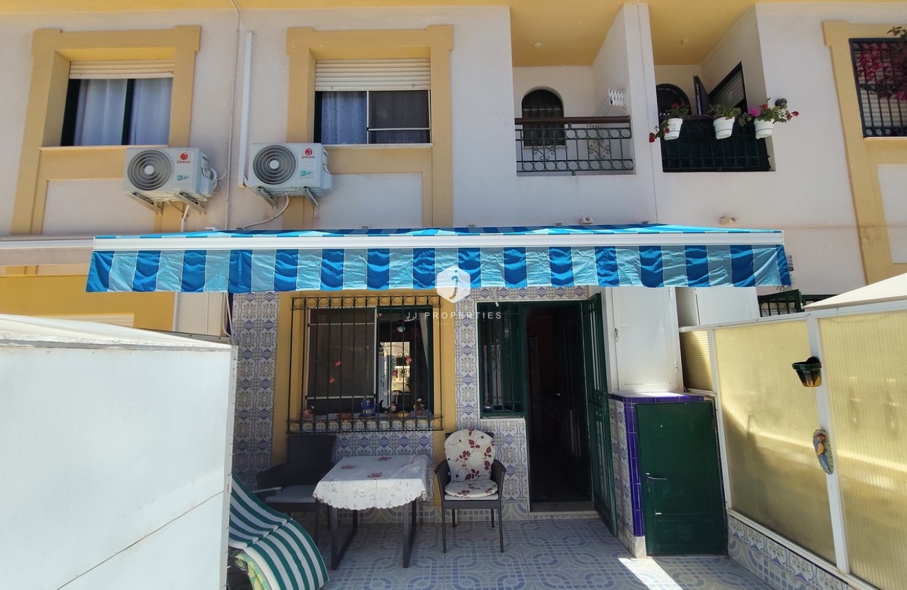 Resale - Chalet -
La Zenia - Costa Blanca