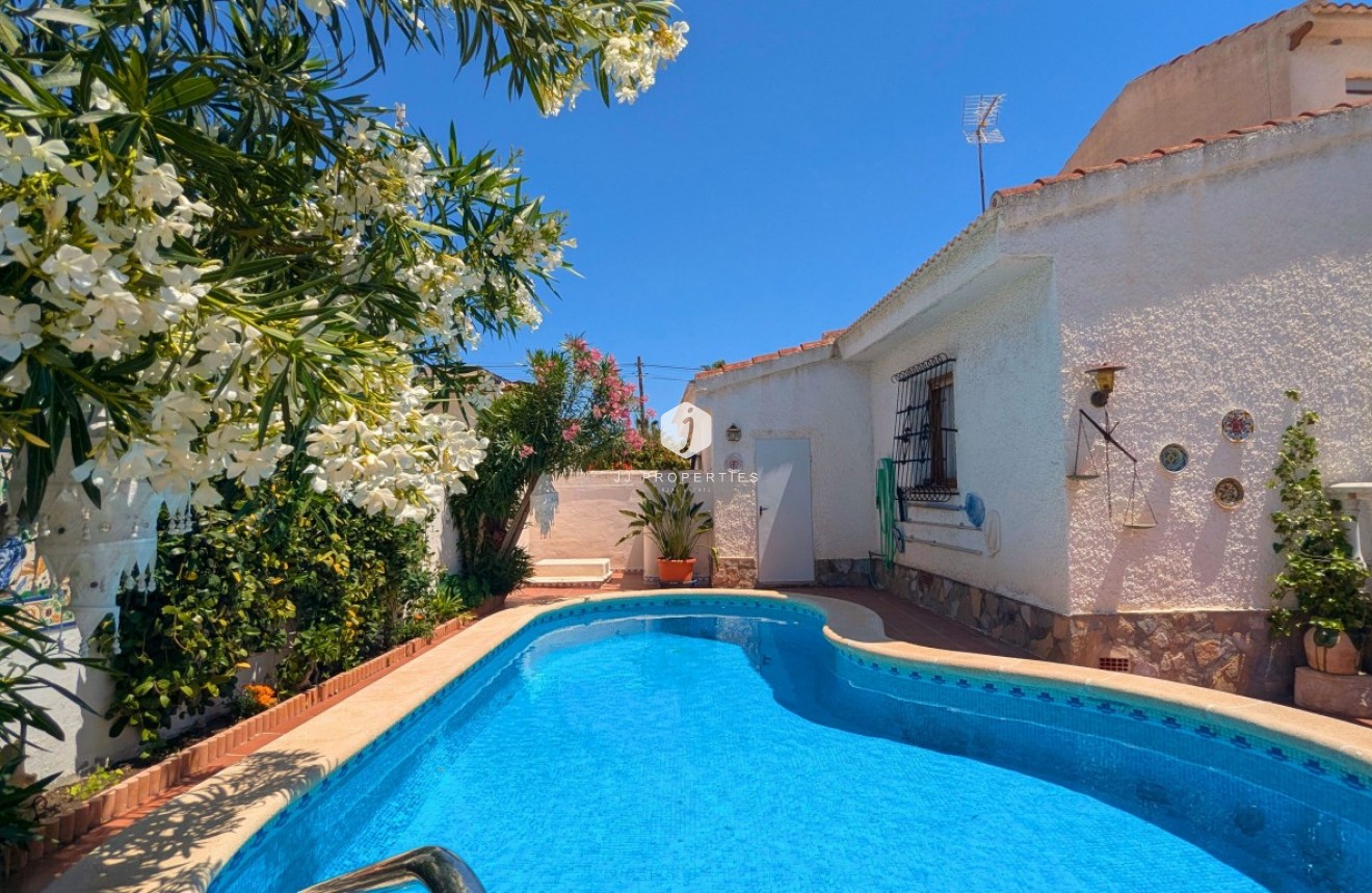 Resale - Villa -
Ciudad Quesada - Costa Blanca