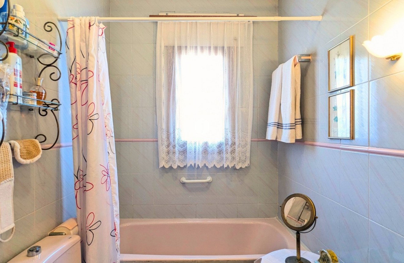 Resale - Villa -
Ciudad Quesada - Costa Blanca