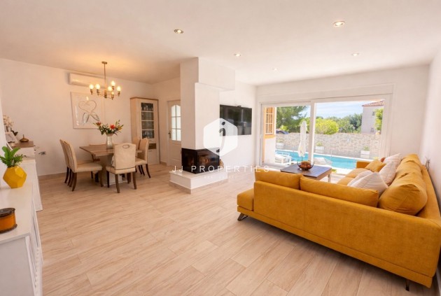 Resale - Villa -
Los Dolses - Inland