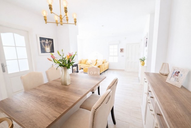 Resale - Villa -
Los Dolses - Inland