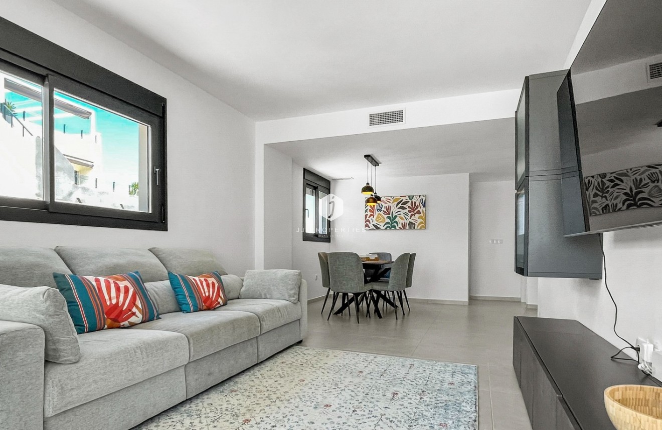 Aus zweiter Hand - Wohnung -
Orihuela Costa - Costa Blanca