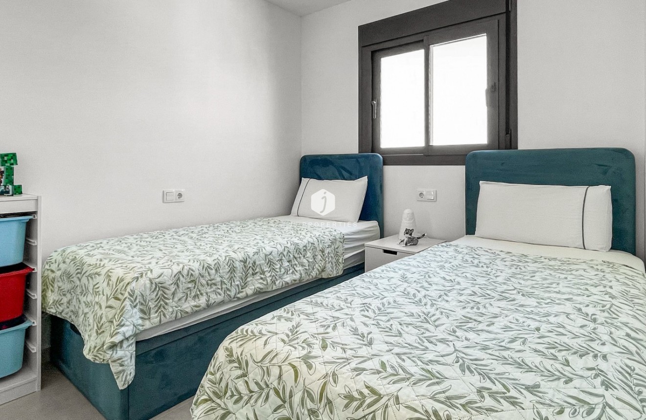 Aus zweiter Hand - Wohnung -
Orihuela Costa - Costa Blanca