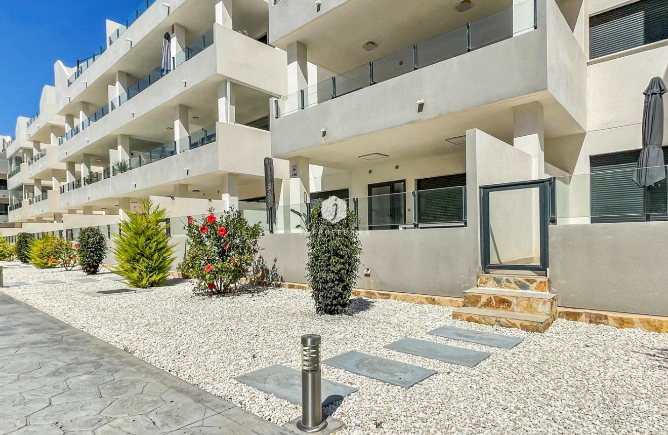 Aus zweiter Hand - Wohnung -
Orihuela Costa - Costa Blanca