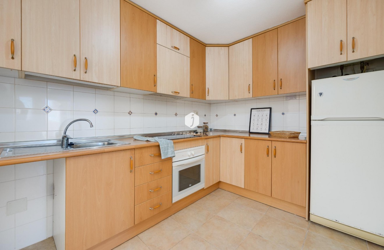 Z drugiej ręki - Bungalow -
Torrevieja - Aguas Nuevas 1