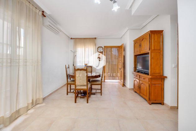 Resale - Chalet -
Torrevieja - La veleta