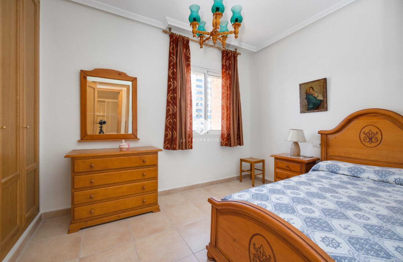 Resale - Chalet -
Torrevieja - La veleta