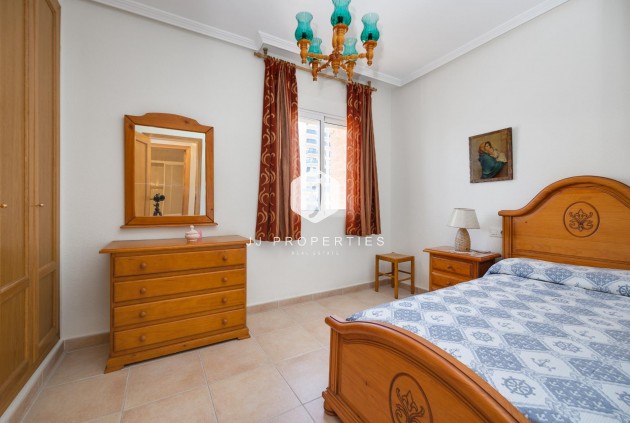 Resale - Chalet -
Torrevieja - La veleta