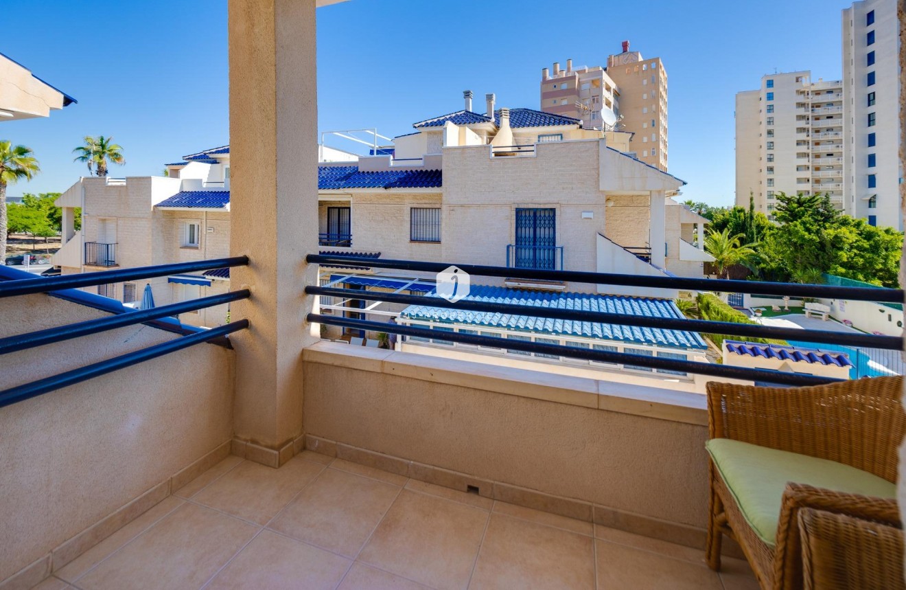 Resale - Chalet -
Torrevieja - La veleta