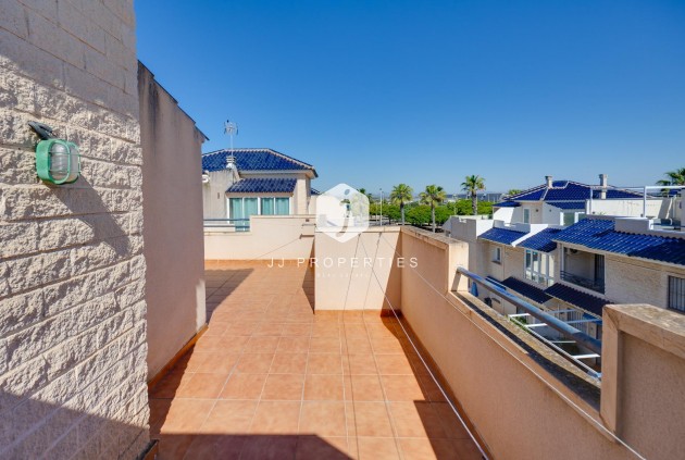 Resale - Chalet -
Torrevieja - La veleta