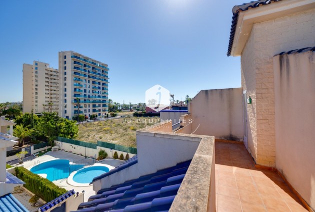 Resale - Chalet -
Torrevieja - La veleta