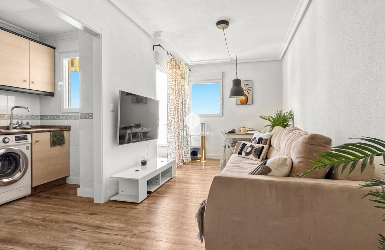 Segunda mano - Apartamento / piso -
Torrevieja - Costa Blanca