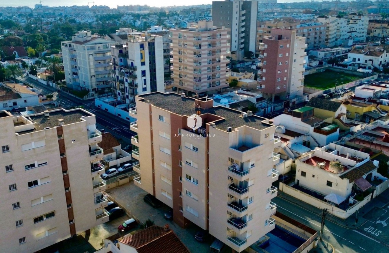 Segunda mano - Apartamento / piso -
Torrevieja - Costa Blanca