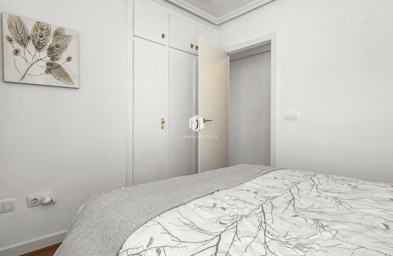 Segunda mano - Apartamento / piso -
Torrevieja - Costa Blanca