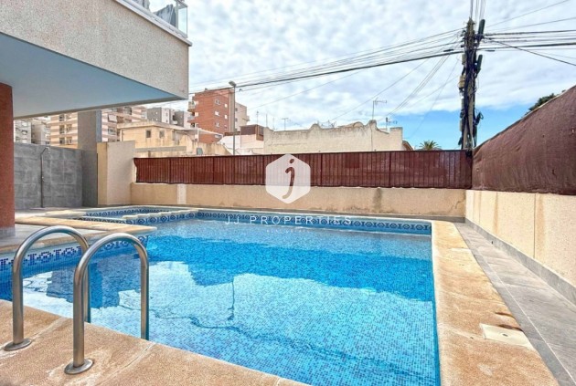 Segunda mano - Apartamento / piso -
Torrevieja - Costa Blanca