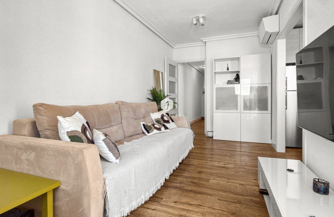 Segunda mano - Apartamento / piso -
Torrevieja - Costa Blanca