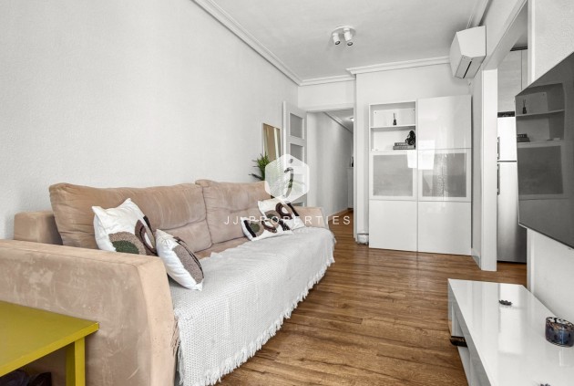 Segunda mano - Apartamento / piso -
Torrevieja - Costa Blanca
