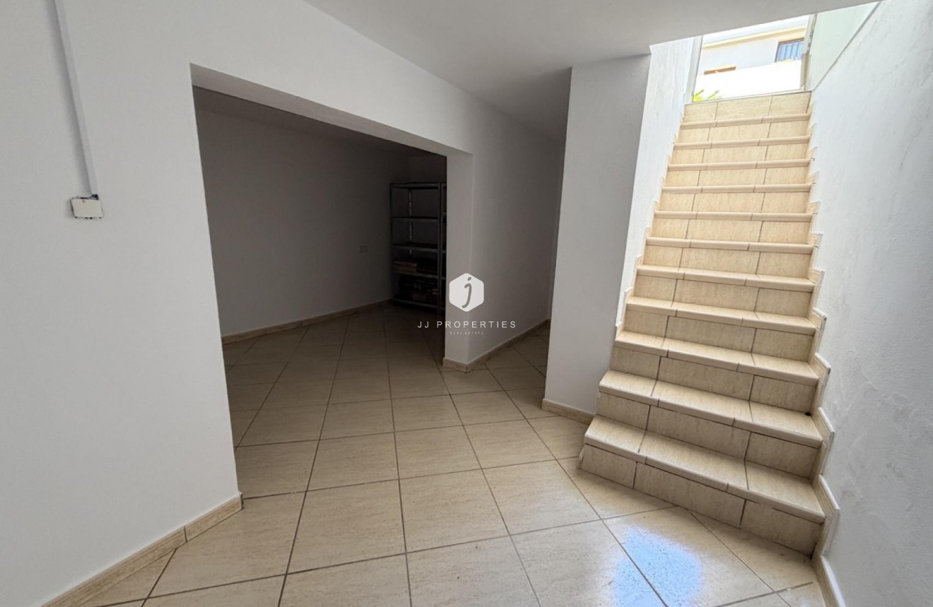 Resale - Villa -
Torrevieja - Costa Blanca