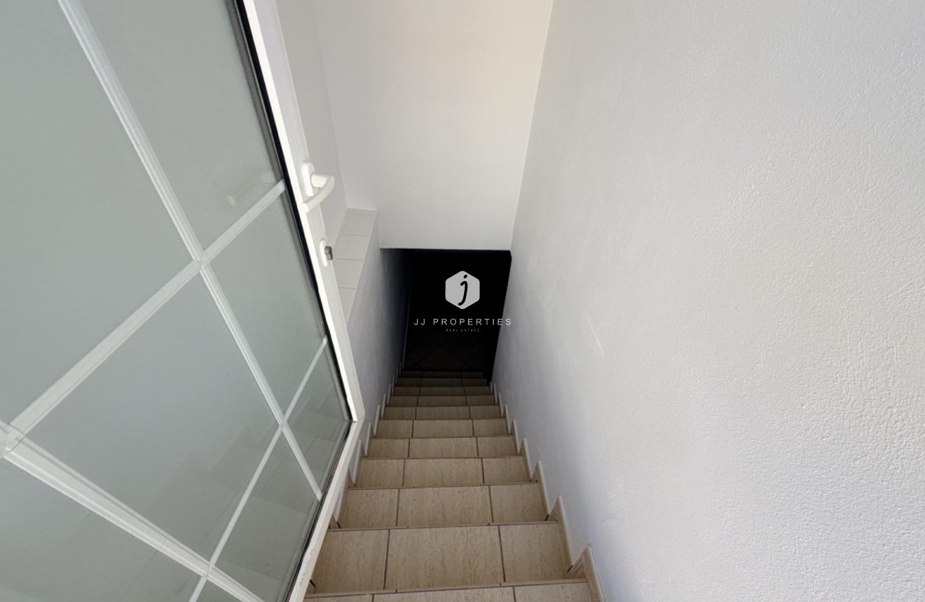Resale - Villa -
Torrevieja - Costa Blanca