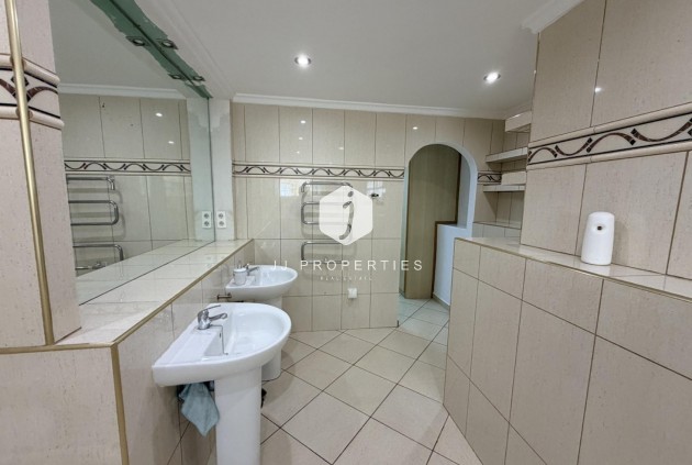 Resale - Villa -
Torrevieja - Costa Blanca