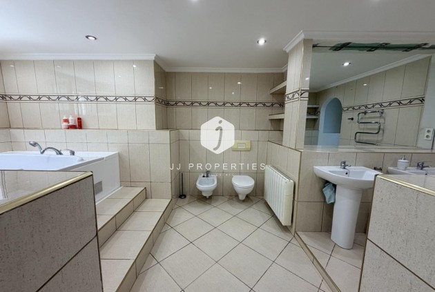 Resale - Villa -
Torrevieja - Costa Blanca