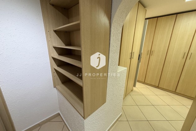Resale - Villa -
Torrevieja - Costa Blanca