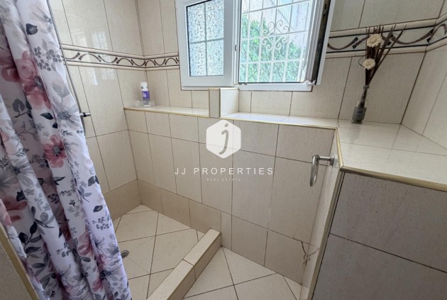 Resale - Villa -
Torrevieja - Costa Blanca