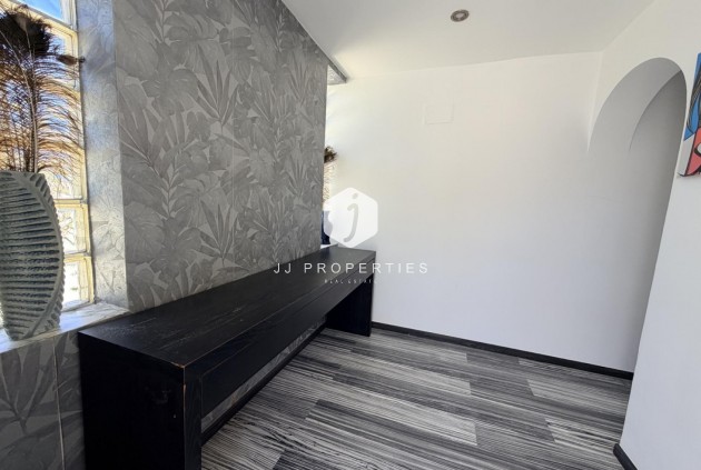 Resale - Villa -
Torrevieja - Costa Blanca