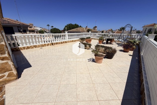 Resale - Villa -
Torrevieja - Costa Blanca