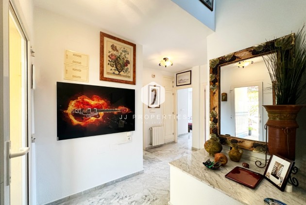 Resale - Villa -
Orihuela Costa - Costa Blanca