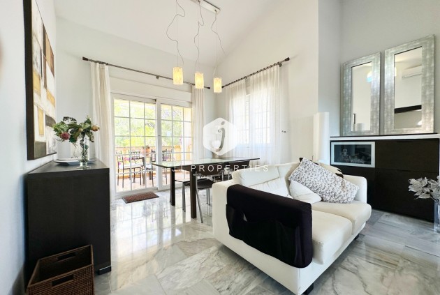Resale - Villa -
Orihuela Costa - Costa Blanca