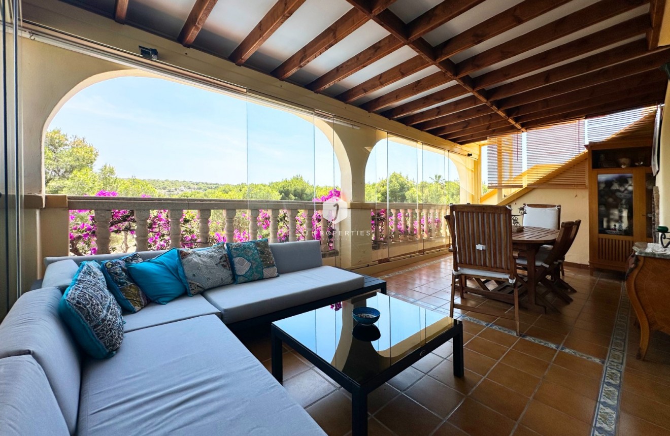 Resale - Villa -
Orihuela Costa - Costa Blanca