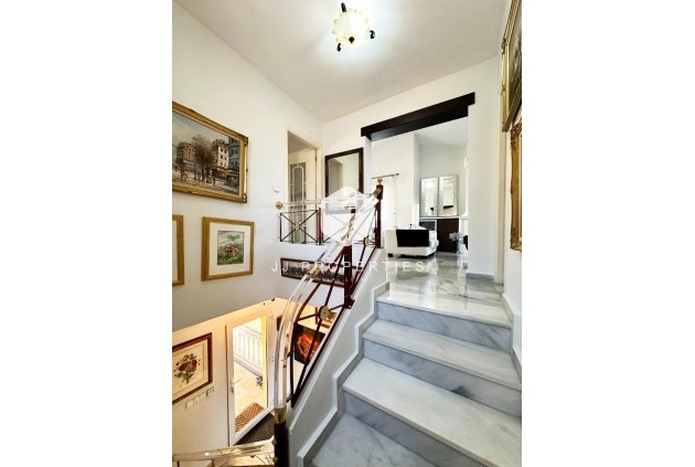 Resale - Villa -
Orihuela Costa - Costa Blanca