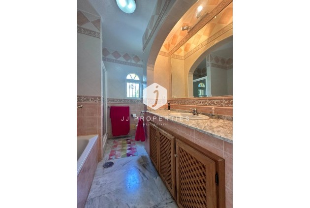 Resale - Villa -
Orihuela Costa - Costa Blanca