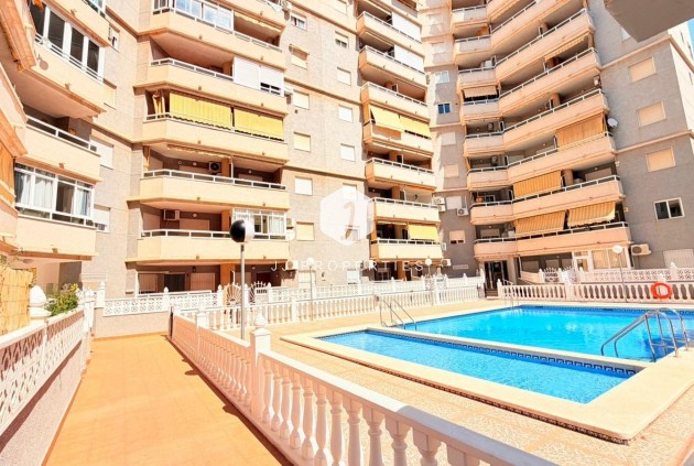 Segunda mano - Apartamento / piso -
Torrevieja - Nueva Torrevieja