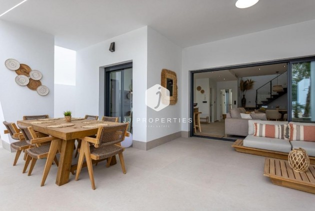 Resale - Villa -
Dolores - Costa Blanca