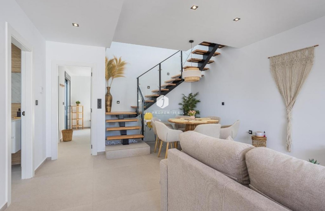 Resale - Villa -
Dolores - Costa Blanca