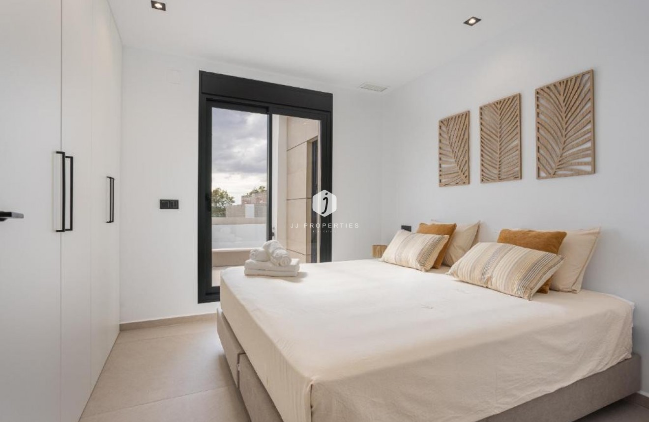 Resale - Villa -
Dolores - Costa Blanca
