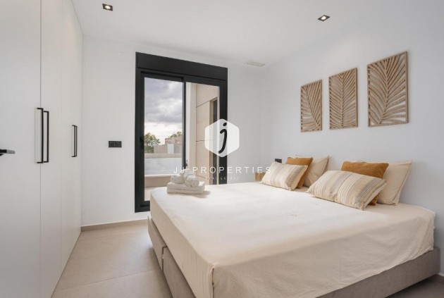 Resale - Villa -
Dolores - Costa Blanca