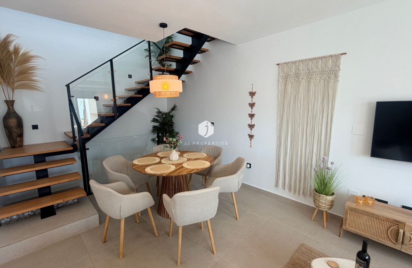 Resale - Villa -
Dolores - Costa Blanca