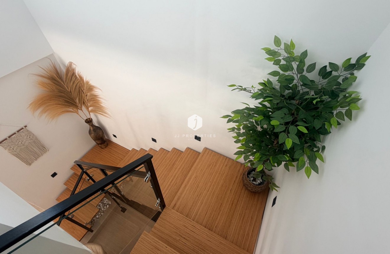 Resale - Villa -
Dolores - Costa Blanca