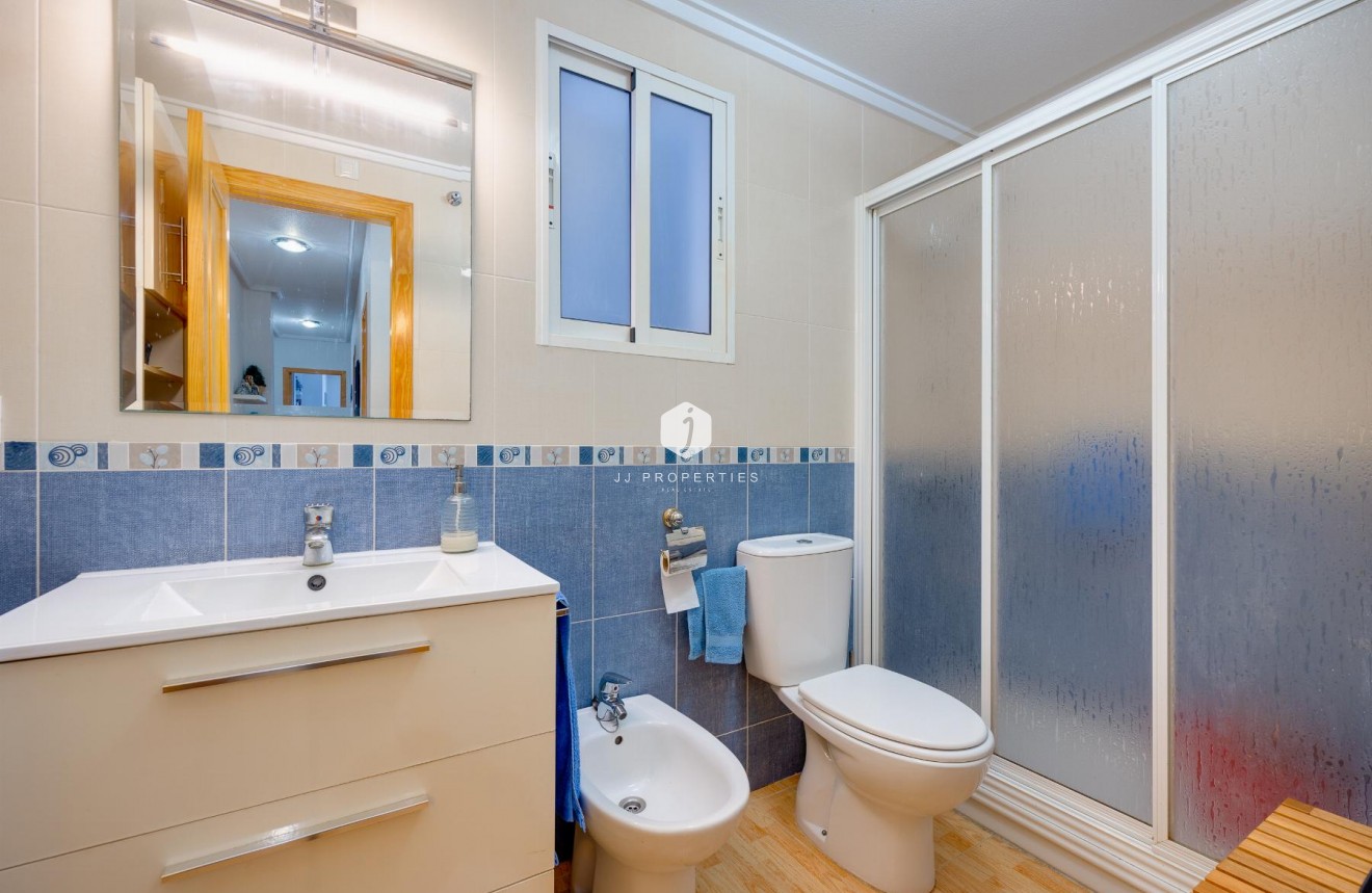 Tweedehands - Appartement / flat -
Torrevieja - Costa Blanca