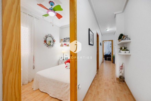 Tweedehands - Appartement / flat -
Torrevieja - Costa Blanca