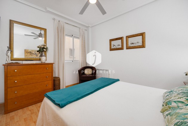 Tweedehands - Appartement / flat -
Torrevieja - Costa Blanca