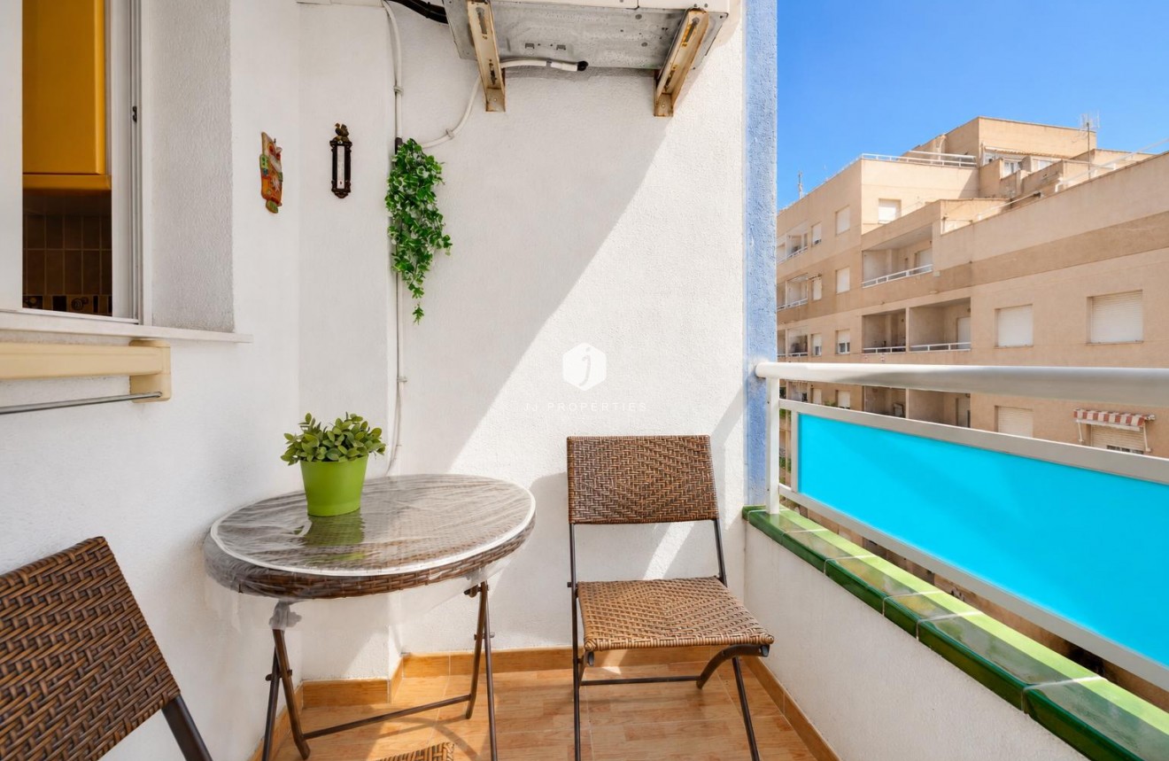 Tweedehands - Appartement / flat -
Torrevieja - Costa Blanca