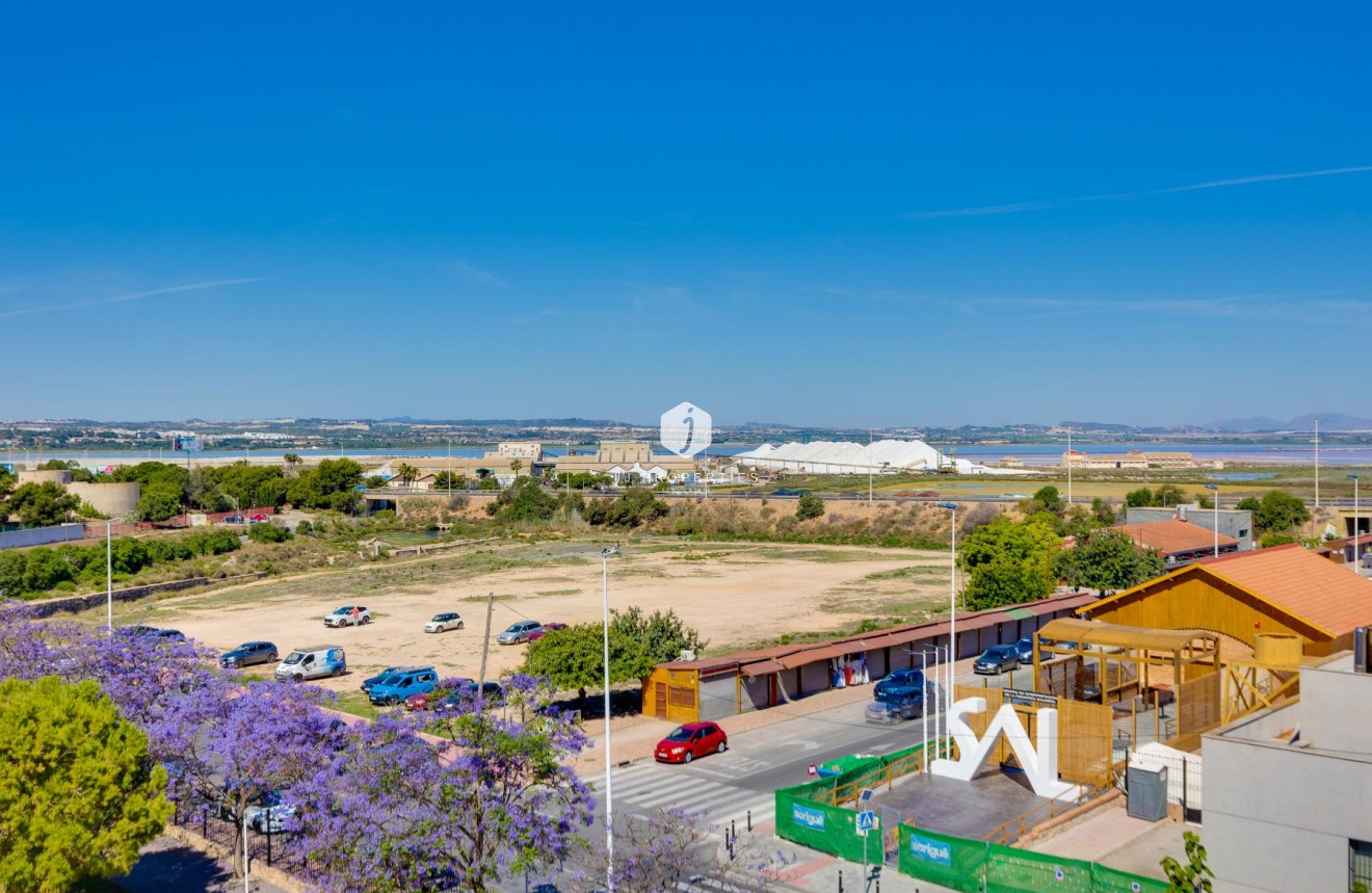 Tweedehands - Appartement / flat -
Torrevieja - Costa Blanca