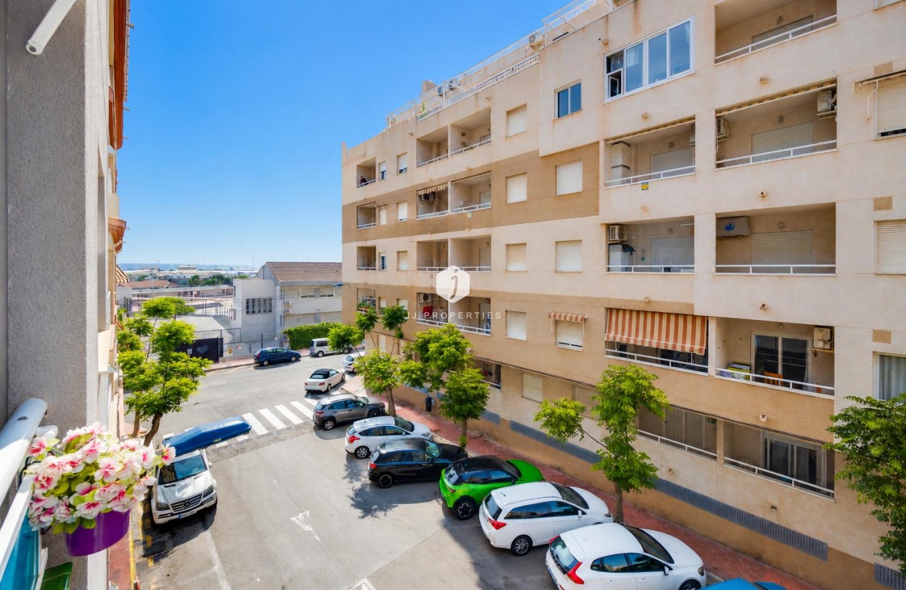 Tweedehands - Appartement / flat -
Torrevieja - Costa Blanca